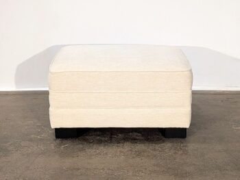 8001 Ottoman – Marley Sand