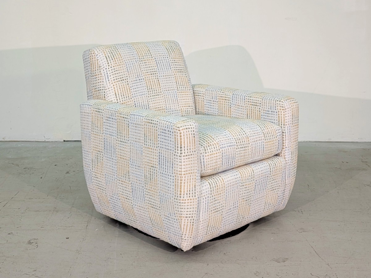 Shilo Swivel Chair - Crossing Palms